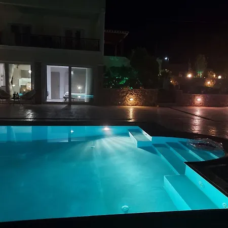 Luxury Arartments Tzemi