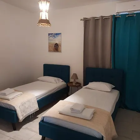 Luxury Arartments Tzemi